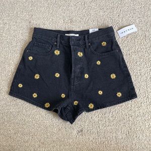 27 Size Vintage High Rise Black Jeans Yellow Flowers Pacsun Brand New With Tag